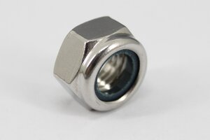 Гайка М14х2 самоконтрящаяся нерж.А2 DIN985 нерж.