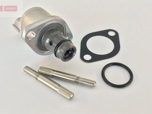 Регулятор FORD Transit (06-) давления топлива DENSO DCRS300260, 1514885