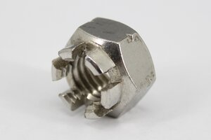 Гайка М14х2 корончатая нерж.А2 DIN935 нерж.