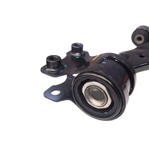 Рычаг подвески MAZDA 3 (03-) передней нижний правый CTR CQ0248R, CQMZ-1R, C513-34-300