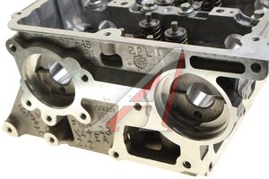 Головка блока FORD Transit (11-) цилиндров OE 1740107