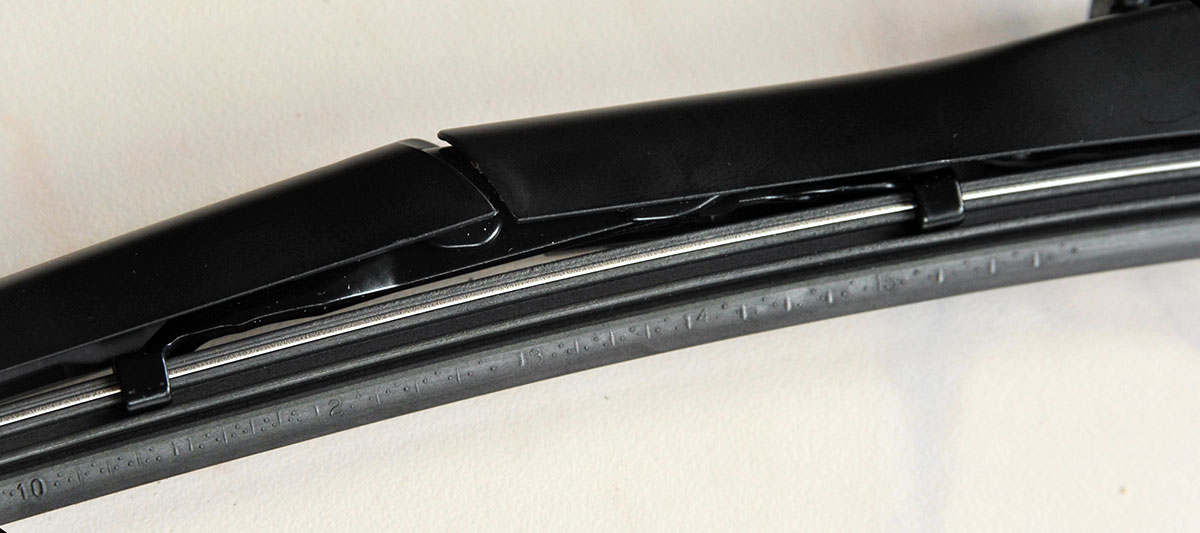 Гибридная щетка стеклоочистителя Denso Wiper Blade